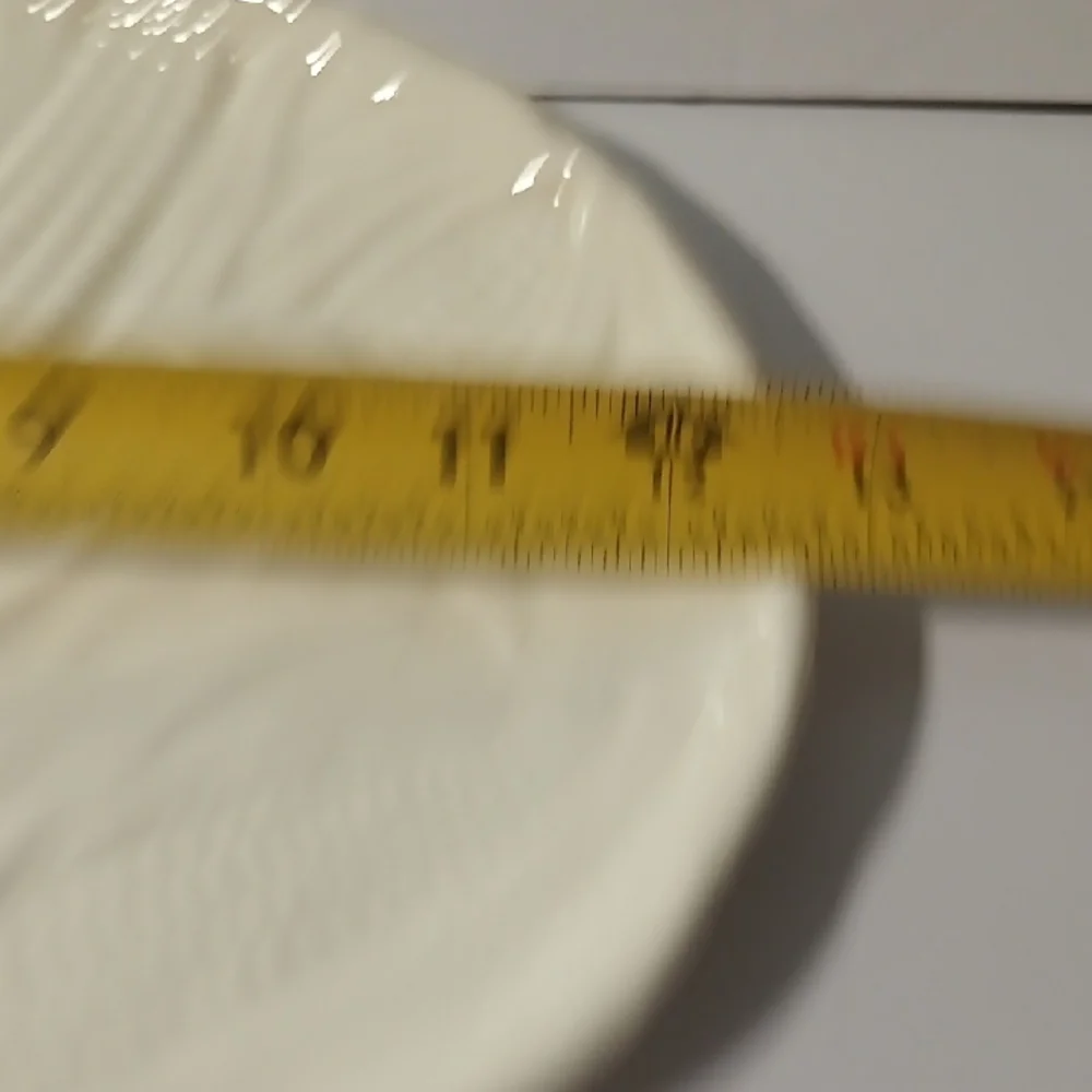 Vintage elegant serveware